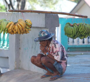 Ilustrasi Pekerja Informal (Foto: Adang Sumarna)