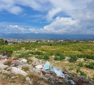 Hamparan Tanah, Ilustrasi Tanah Terlantar (Foto: ADH)