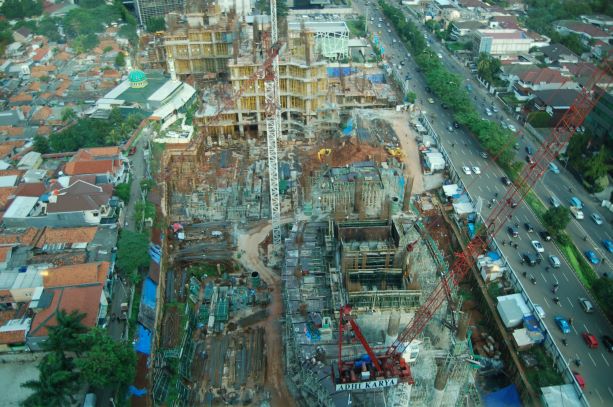 Ilustrasi Pembangunan Harus Tertib Tata Ruang (Foto: Adang Sumarna)