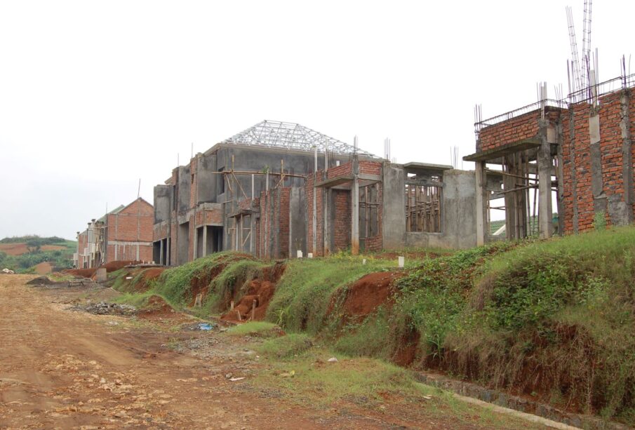 Ilustrasi pembangunan rumah subsidi kedepan akan diawasi melalui aplikasi SiPetruk (Foto: Adang Sumarna)