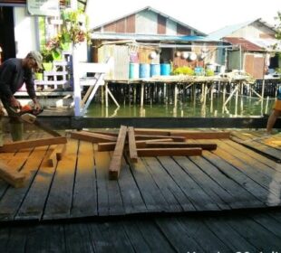Proses pengerjaan program Padat Karya Tunai Kota Tanpa Kumuh (Foto: Istimewa)