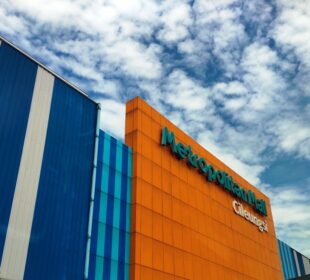 pusat perbelanjaan